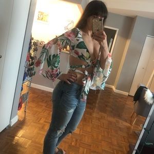 Sexy summer top size M flowers pattern